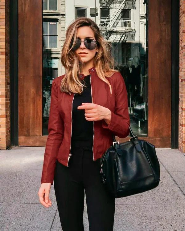 Jaqueta de couro feminina vinho