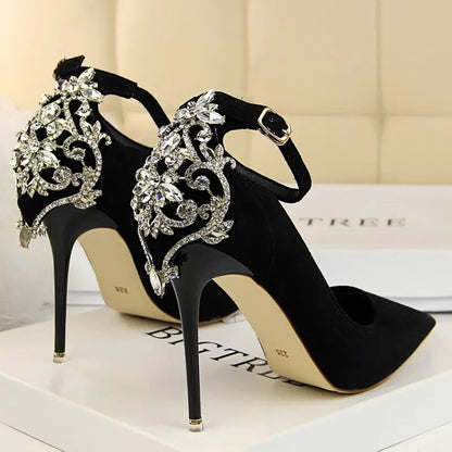 Scarpin Salto Alto Fino