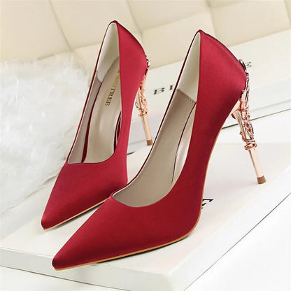 Scarpin Salto Alto Fino