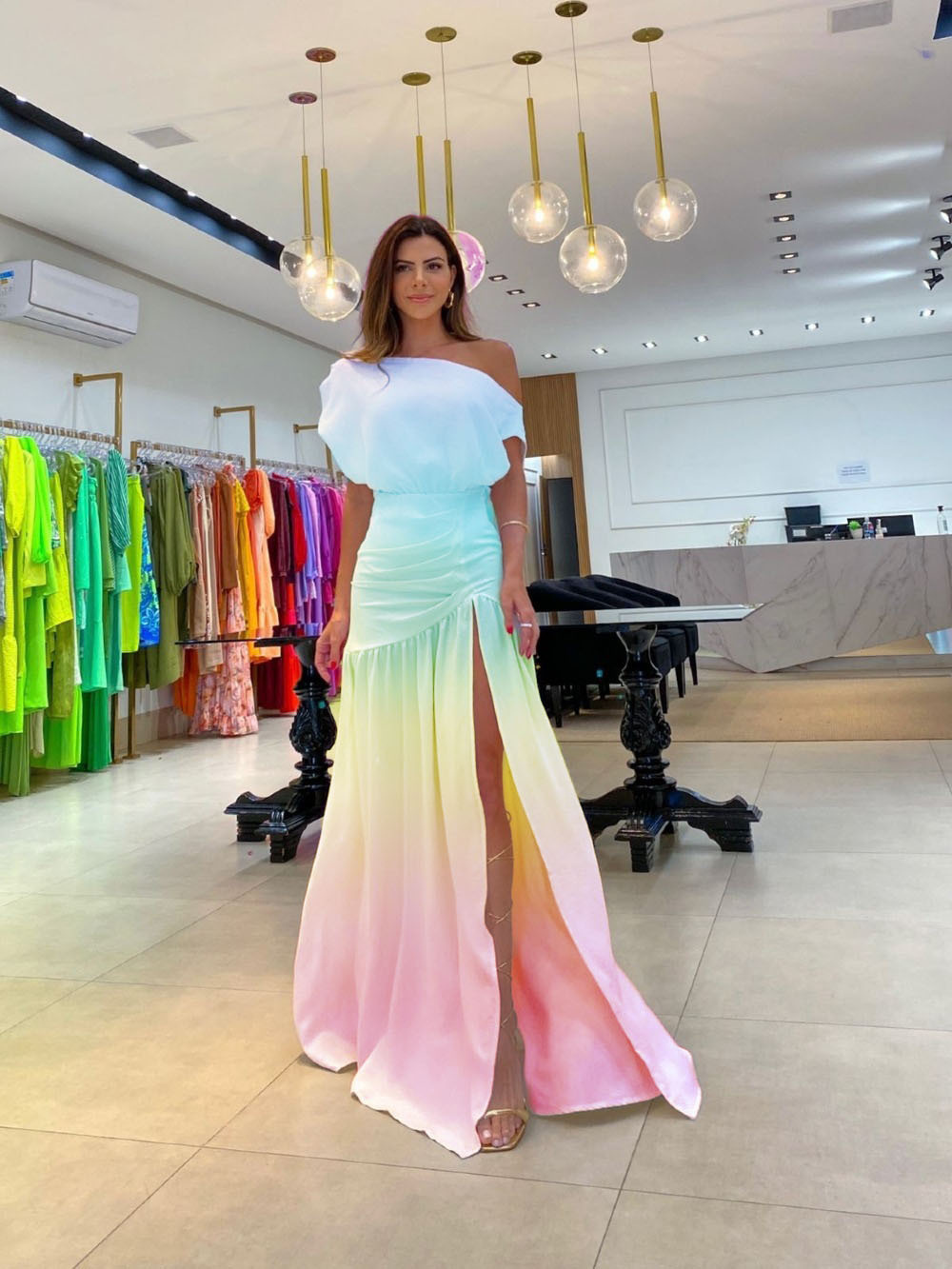 Vestido longo de fenda degradê